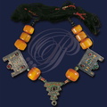 COLLIER (Taroudannt) -  boules d'ambre et porte amulettes