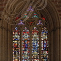 SIMORRE (France - 32) - église abbatiale Notre-Dame :  verrière de la baie supérieure du chevet, datée de 1357