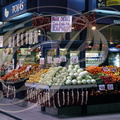 BUDAPEST - quartier de PEST - Marché couvert (Fruits et Légumes)