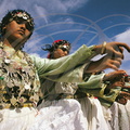 IMIN'TANOUT (Maroc) -  danseuses en costumes folkoriques