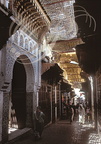 FÈS - Zaouia de Moulay Idriss (porche monumental  à gauche)