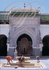 FÈS - Mosquée KARAOUINE (ou Mosquée Karaouyine ou Mosquée Karaouiyine) : la cour intérieure