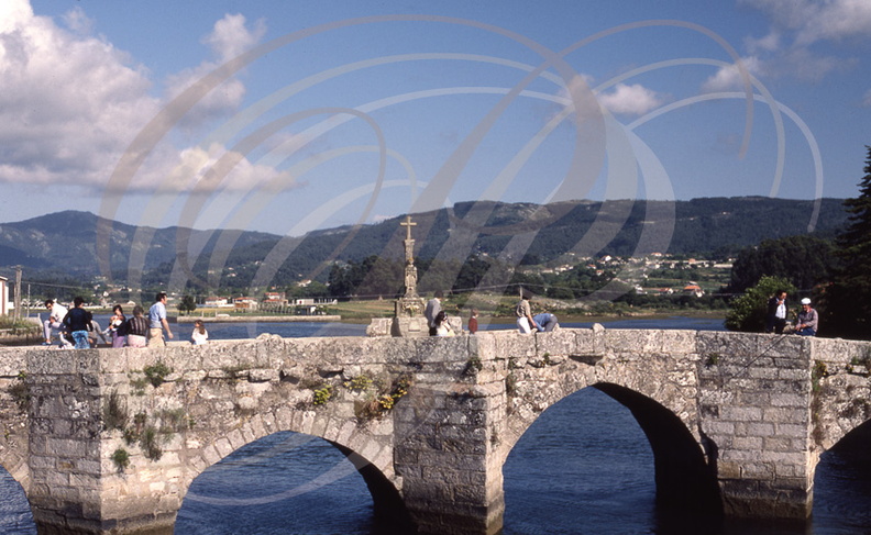 RAMALLOSA_Province_de_Pontevedra_Le_pont-romain.jpg