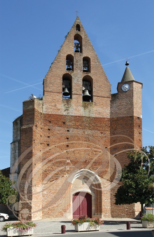 CASTELMAYRAN  (France - 82) -  église Saint-Maffre - clocher mur en briques à six baies