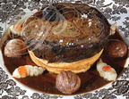 LIÈVRE à la Royale sur un blini de pommes de terre Agata au mascarpone, châtaignes, crosnes et gelée de groseilles (Le Belvédère à Lauzerte - 82)