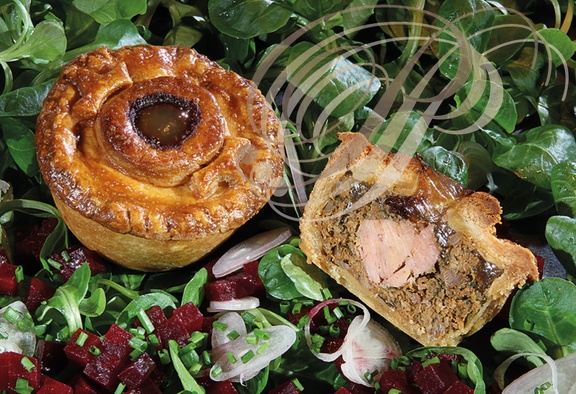 Petits PÂTÉS en croûte au foie gras et aux trois viandes (Moulin de Jouenery à Brassac - 82)