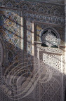 MEKNÈS - Mausolée de Moulay Ismaël - la mosquée (mur couvert de gebs polychrome)