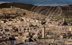FÈS - vue générale depuis le Borj sud sur la medina - en haut, à gauche : les tombeaux mérinides