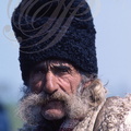 RADAUTI (Roumanie - Bucovine) - le marché : berger (portrait)