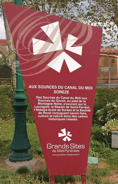 SOREZE_panneau_Grands_Sites_de_Midi_Pyrenees.jpg