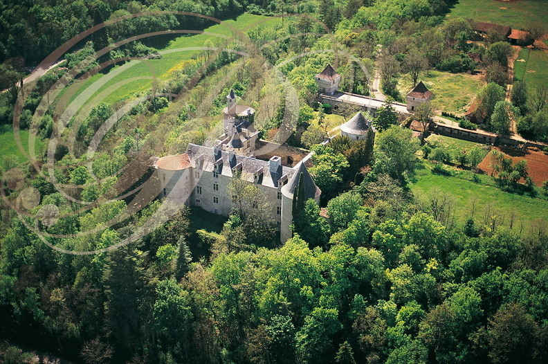 CORNUSSON (France -82) -  le château