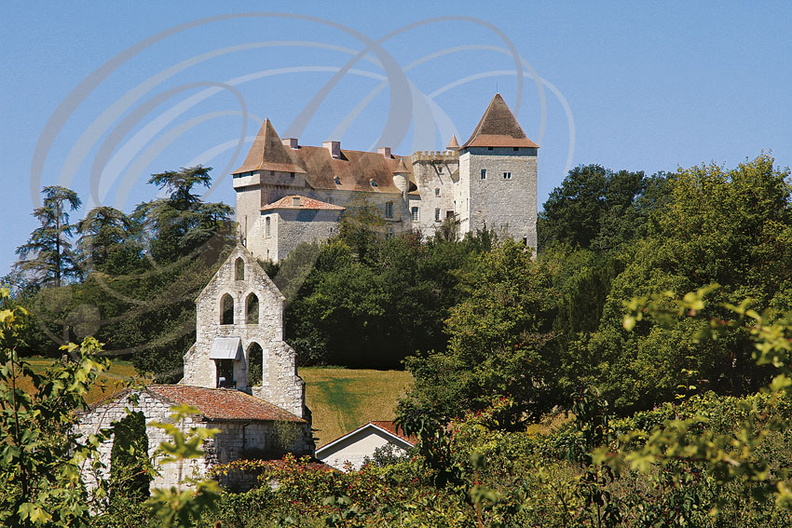 GOUDOURVILLE_chateau_et-eglise_Saint_Julien.jpg