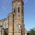 LE HOUGA - église Saint-Pierre et son clocher-porche octogonal en briques