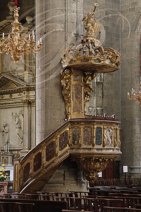 AUCH - Cathédrale Sainte-Marie : chaire du XVIIIe siècle