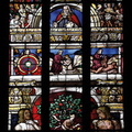 AUCH - Cathédrale Sainte-Marie : vitraux d'Arnaut de Moles (XVIe siècle) restaurés par le maître verrier Jean-Pierre Gey  (Chapelle du Purgatoire) 