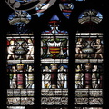 AUCH - Cathédrale Sainte-Marie : vitraux d'Arnaut de Moles (XVIe siècle) restaurés par le maître verrier Jean-Pierre Gey  (Chapelle du Saint Sacrement : panneau de droite) 