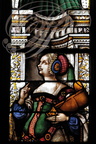 AUCH - Cathédrale Sainte-Marie : vitraux d'Arnaut de Moles (XVIe siècle) restaurés par le maître verrier Jean-Pierre Gey  Chapelle Notre-Dame de la Pitié : la Sibylle de Samos