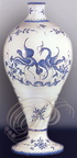 MARTRES-TOLOSANE - Faïencerie AU VIEUX MARTRES : vase decor dibis en camaieu bleu