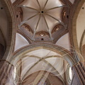 SIMORRE (France - 32) - église abbatiale Notre-Dame : coupole nervée dominant la croisée du transept