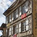 EAUZE -  place d'Armagnac : maison de Jeanne d'Albret 