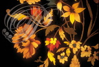 CABINET À QUATRE PORTES de style LOUIS XIII hollandais : marqueterie florale sur fond de poirier noici
