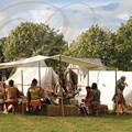 EAUZE - FESTIVAL GALOP ROMAIN 2014 - le camp romain composé des tentes des légionnaires : les "contubernia"