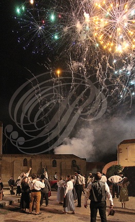 Spectacle "AU FIL de L'EAU" - tableau   6 - le 14 juillet - feu d'artifice (2012) 09PP108