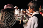Spectacle "AU FIL de L'EAU" - tableau  10 -  le mariage : le repas - le champagne (2014) FP230