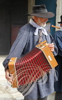 LECTOURE - Fête du melon : groupe folklorique auvergnat (la Gigue Dornoise) - accordéon diatonique