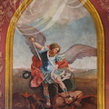 CASTET-ARROUY - église Sainte-Blandine (XVIe siècle) - le choeur : reproduction d'un tableau Renaissance représentant saint Michel terrassant le démon d'après l'original de Guido Reni (Rome)