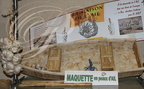 SAINT-CLAR - MAISON de l'AIL - exposition de maquettes réalisées avec les différentes parties de l'ail (bulbes, tiges et peaux) par la famille Gamot 