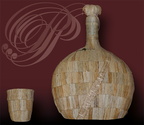 SAINT-CLAR - MAISON de l'AIL -  exposition de maquettes réalisées avec des tiges d'ail  par la famille Gamot : flacon d'Armagnac