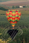 LECTOURE - Rassemblement de montgolfières  au-dessus de la campagne lectouroise 