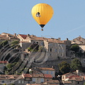 LAUZERTE - survol de la ville avec une montgolfière de "Quercy Pluriel"