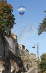 LECTOURE - Rassemblement de montgolfières au-dessus des remparts