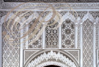 RABAT - PALAIS ROYAL : la salle du trône (panneaux en forme de chemmassiats en gebs au-dessus des portes)