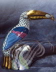 HONGRIE - HÉREND : figurine en porcelaine (toucan : décor résille noir et or) 