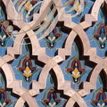 MOSQUÉE HASSAN II - 3 - le minaret : détail des zelliges garnissant les décors en losanges