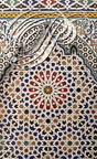 TÉLOUET - KASBAH du GLAOUI : décors en zellige (floral de style mérinide et géométrique autour d'une étoile à 16 branches)