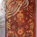MARRAKECH - PALAIS ROYAL : décor en bois peint (zouack) sur un tableau de porte