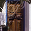 MARRAKECH - Palais de la Bahia : porte en bois peint (zouacké)