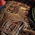 FANTASIA (Maroc) - harnachement : tapis d'une selle brodée aux fils d'or