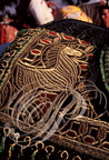 FANTASIA (Maroc) - harnachement : tapis d'une selle brodée aux fils d'or