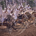 FANTASIA (Maroc) - la charge (cavaliers prêts pour le baroud)