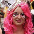 VALENCE d'AGEN - la GAI PRIDE 2014 : portrait (femme aux cheveux roses)