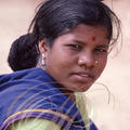 INDE_Madhya_Pradesh_KHAJURAHO_jeune_femme_portrait.jpg