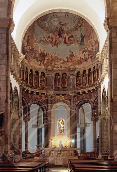 TUNIS_cathedrale_Saint_Vincent_de_Paul_fin_XIXe_siecle_style_romano_byzantin.jpg
