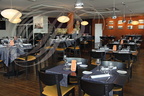 AGEN - restaurant "LA TABLE d'ARMANDIE" de Michel Dussau : salle du restaurant