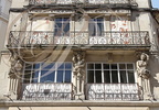 AGEN - boulevard de la République (détail d'une façade)