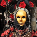 CARNAVAL DE VENISE 2015 - portrait (masque doré aux roses rouges)